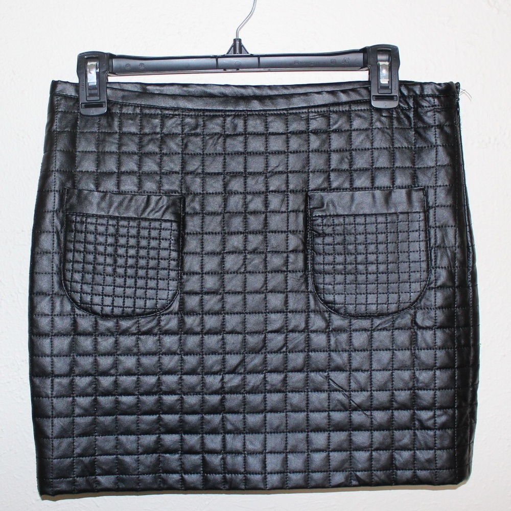 Forever 21 Quilted Faux Leather Skirt